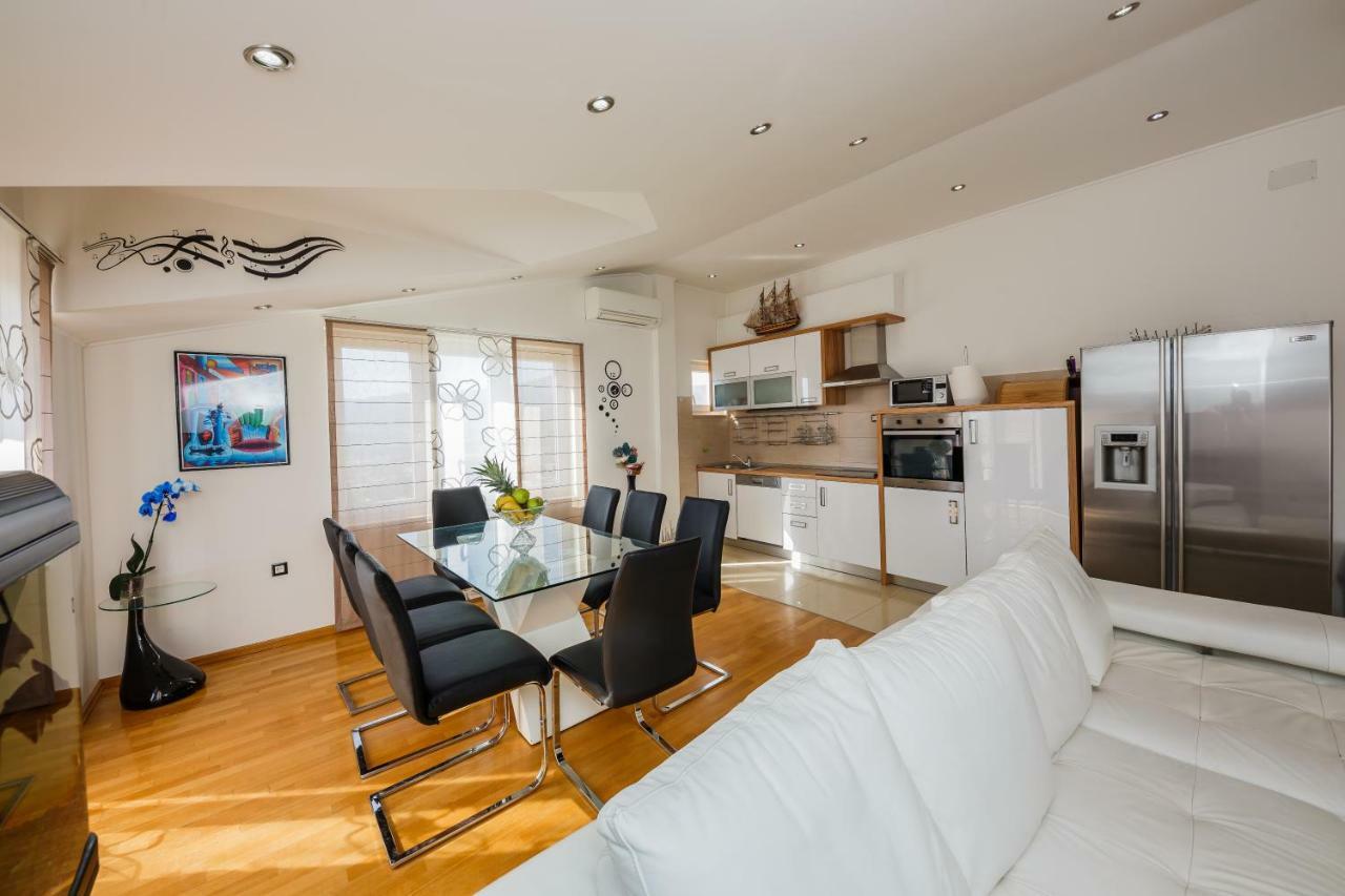 Apartments Selak Split Extérieur photo