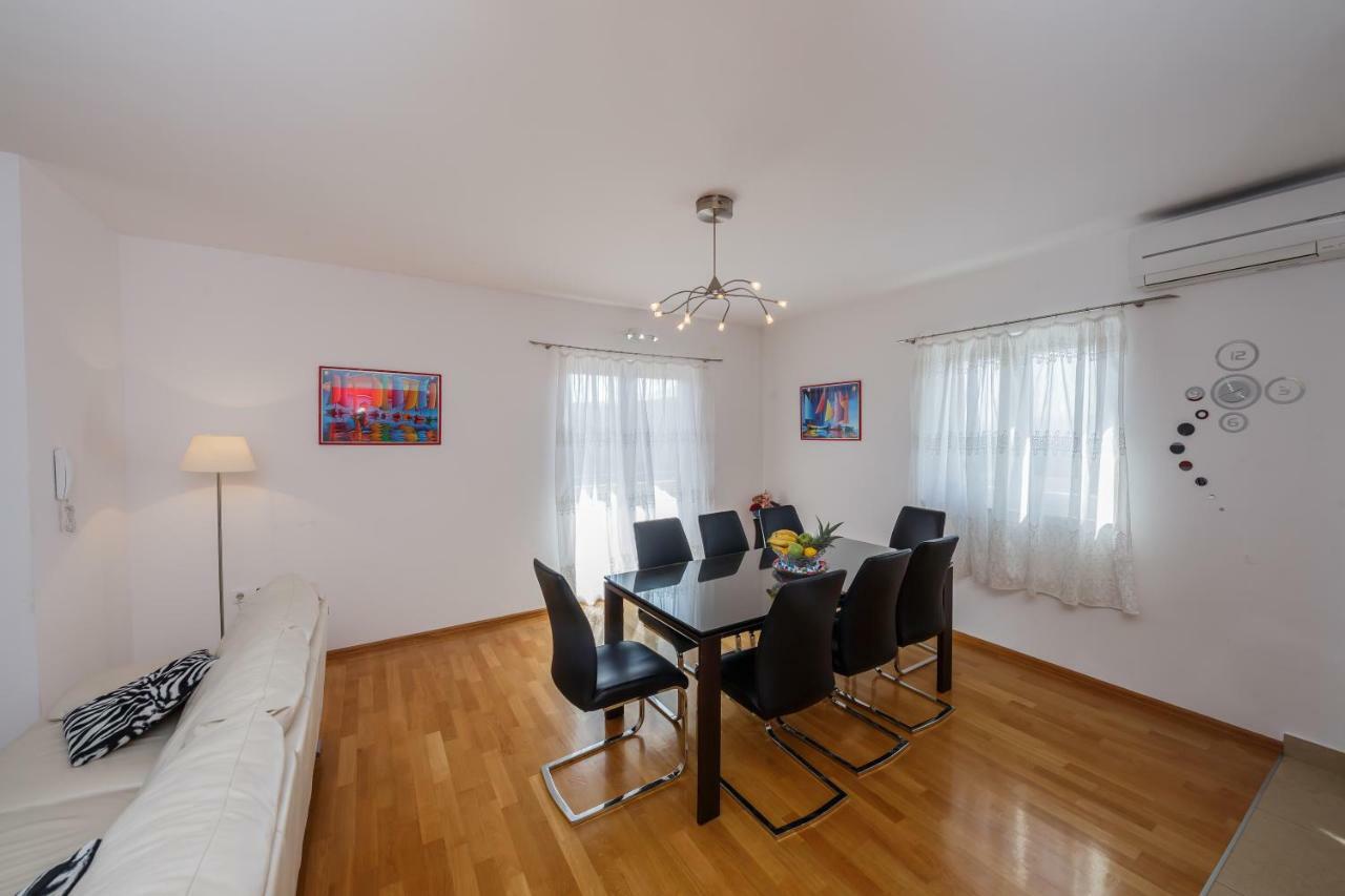 Apartments Selak Split Extérieur photo