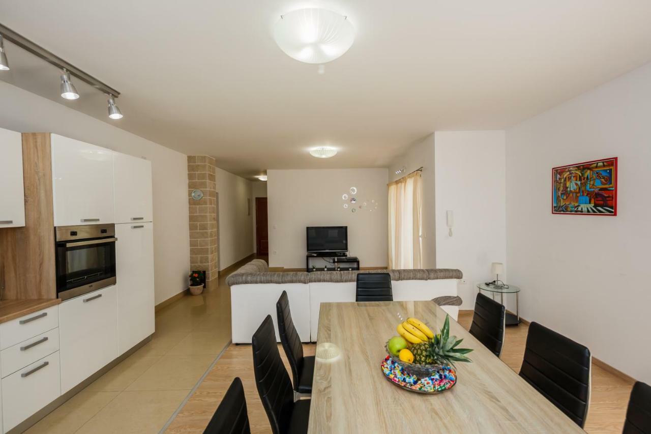 Apartments Selak Split Extérieur photo