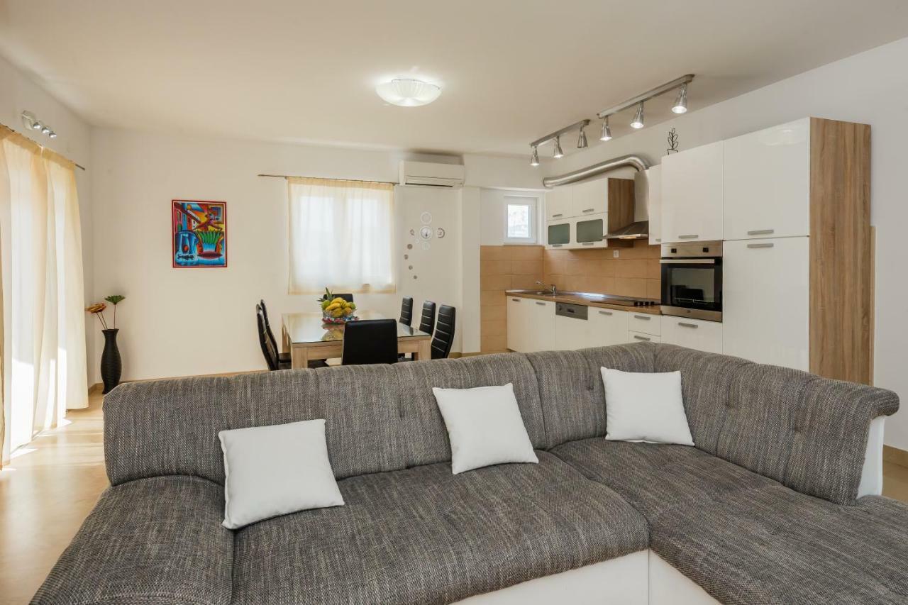 Apartments Selak Split Extérieur photo