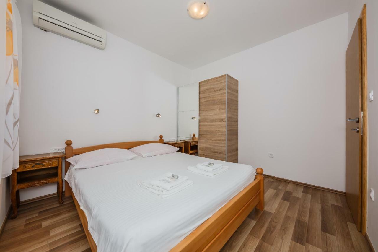 Apartments Selak Split Extérieur photo